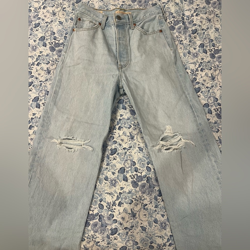 Levi's Ribcage Straight Ankle Jeans